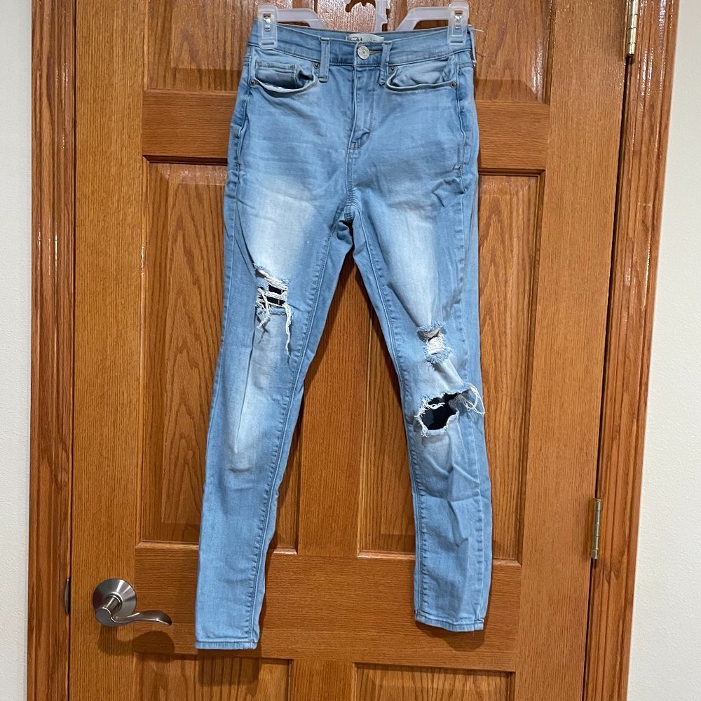MUDD Women's 1 High Rise Jean Legging Flx Stretch Light Blue Denim Jean Distress